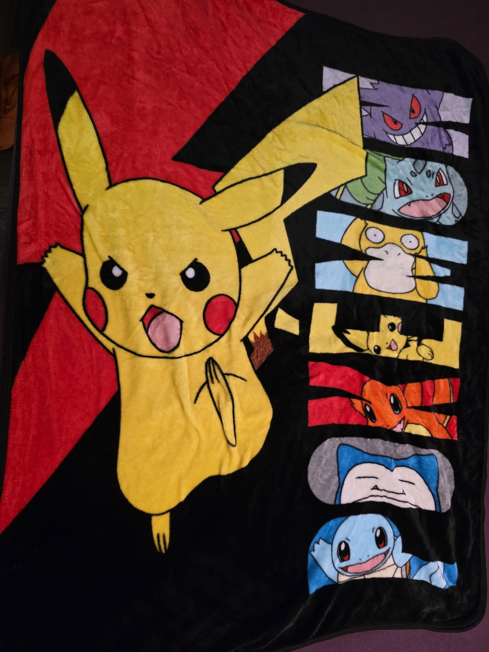 Pokémon Battle Bolt Plush Throw Blanket  gengar psyduck bulbasar snorlax